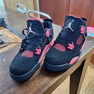 Jordan 4 red thunder